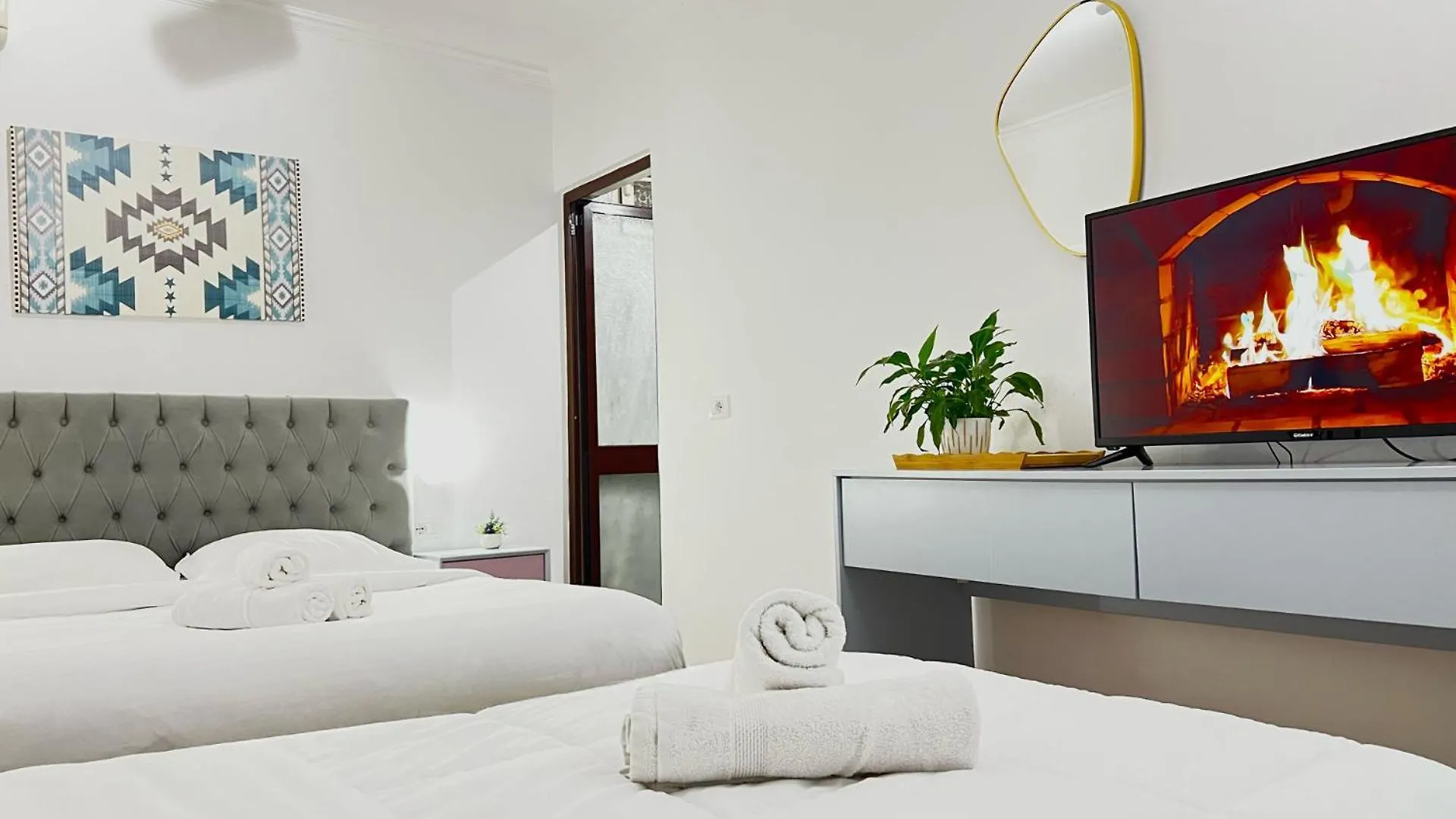 Tirana Square Hotel Albania