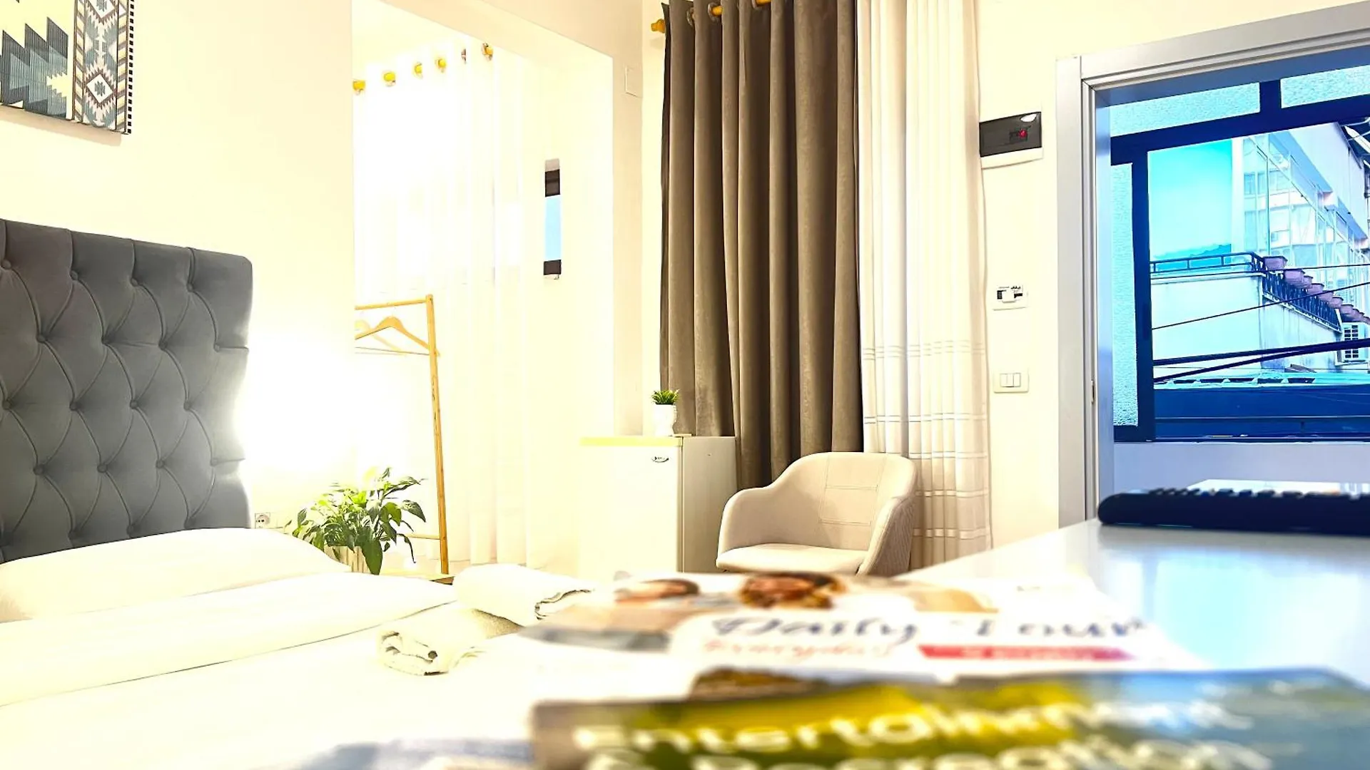 ***  Tirana Square Hotel Arnavutluk